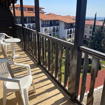 Stylish, 1-bedroom At Watermill Complex *